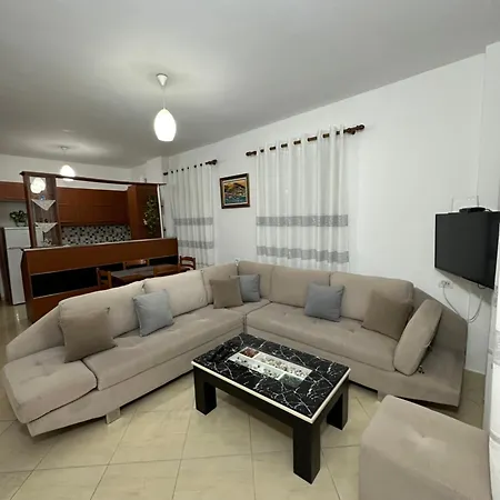 Guest house Xhuliano 4*